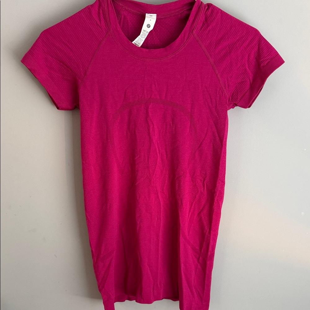 Lululemon Swiftly Tech Short Sleeve